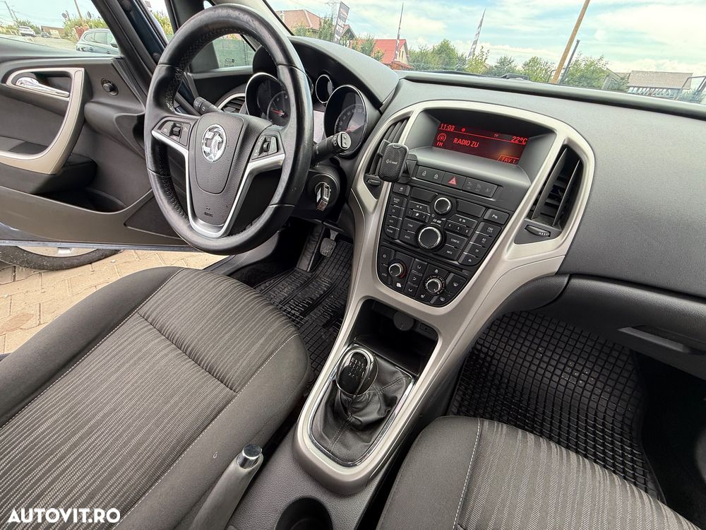 Opel Astra 1.7 CDTI Cosmo - 6