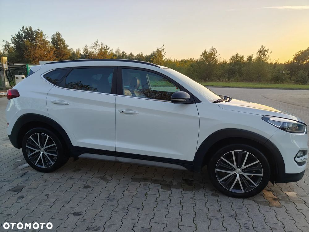 Hyundai Tucson - 12