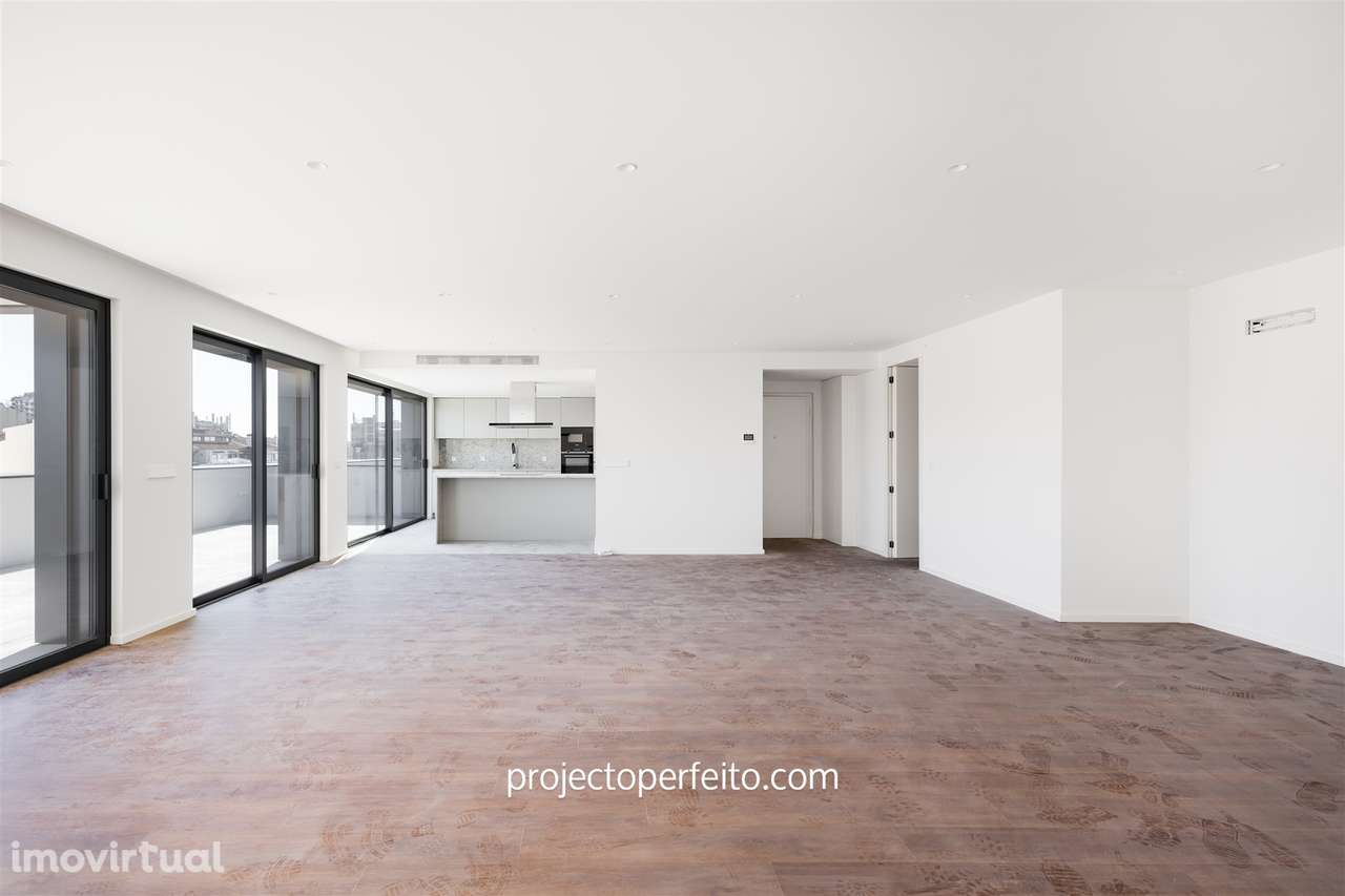 Apartamento T3+1 Venda em Santa Marinha e São Pedro da Afurada,Vila No - Grande imagem: 3/17