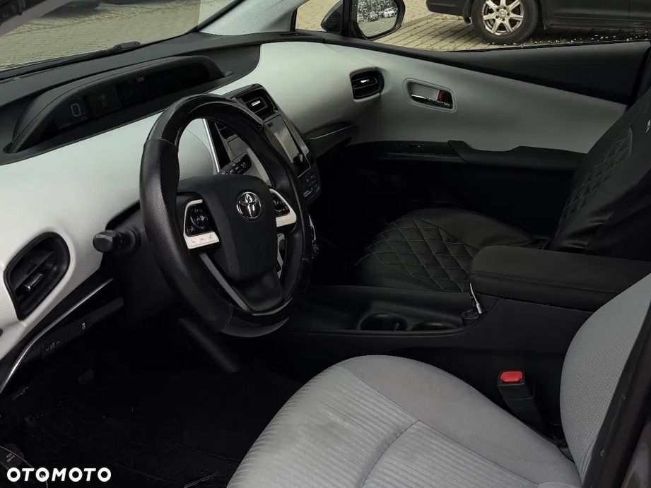 Toyota Prius 1.8 Hybrid Active - 13