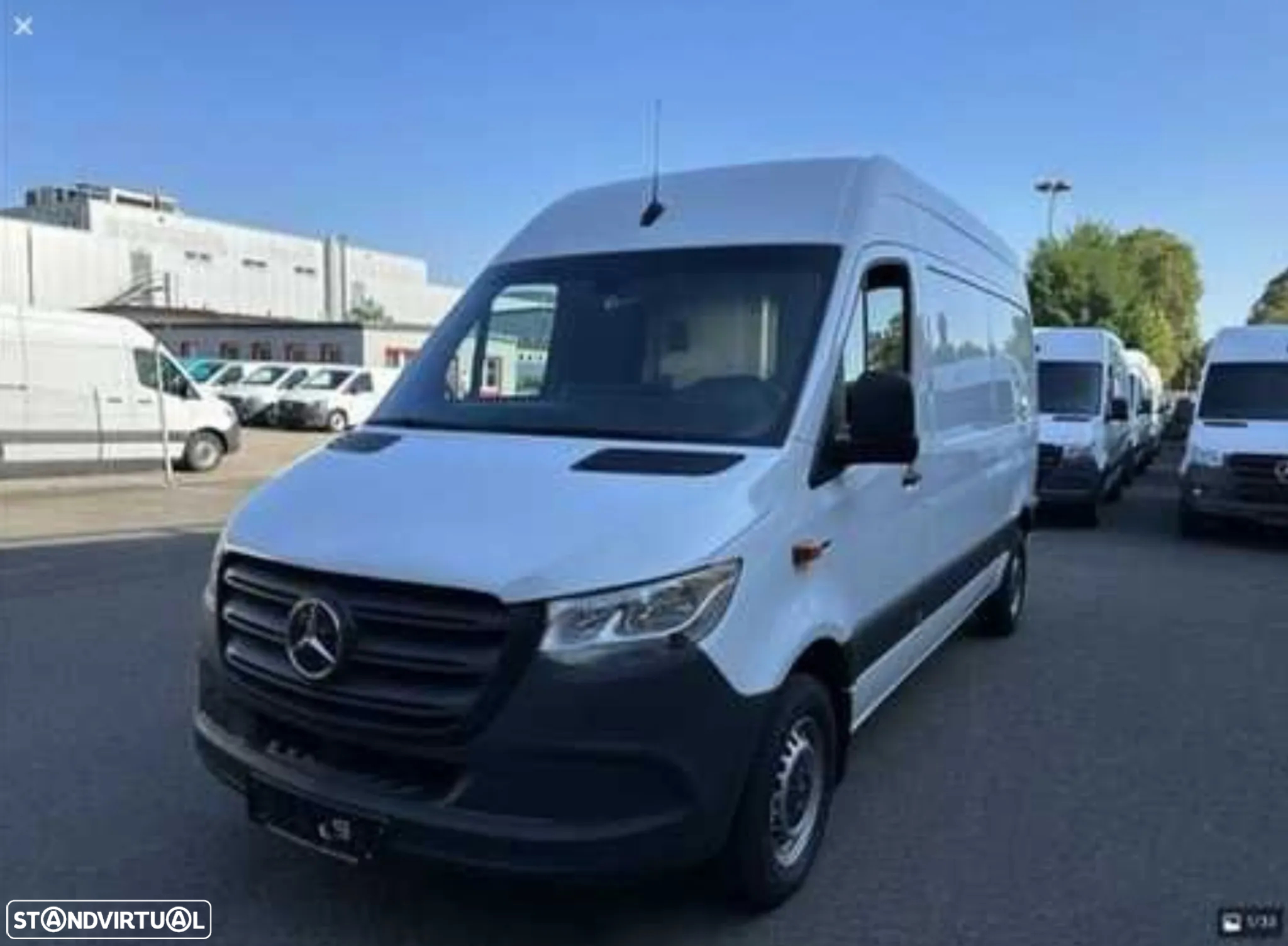 Mercedes-Benz eSprinter - 13