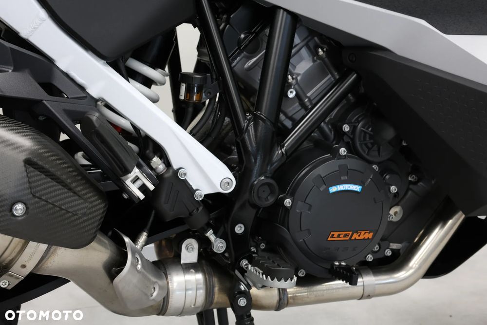 KTM Super Adventure - 23