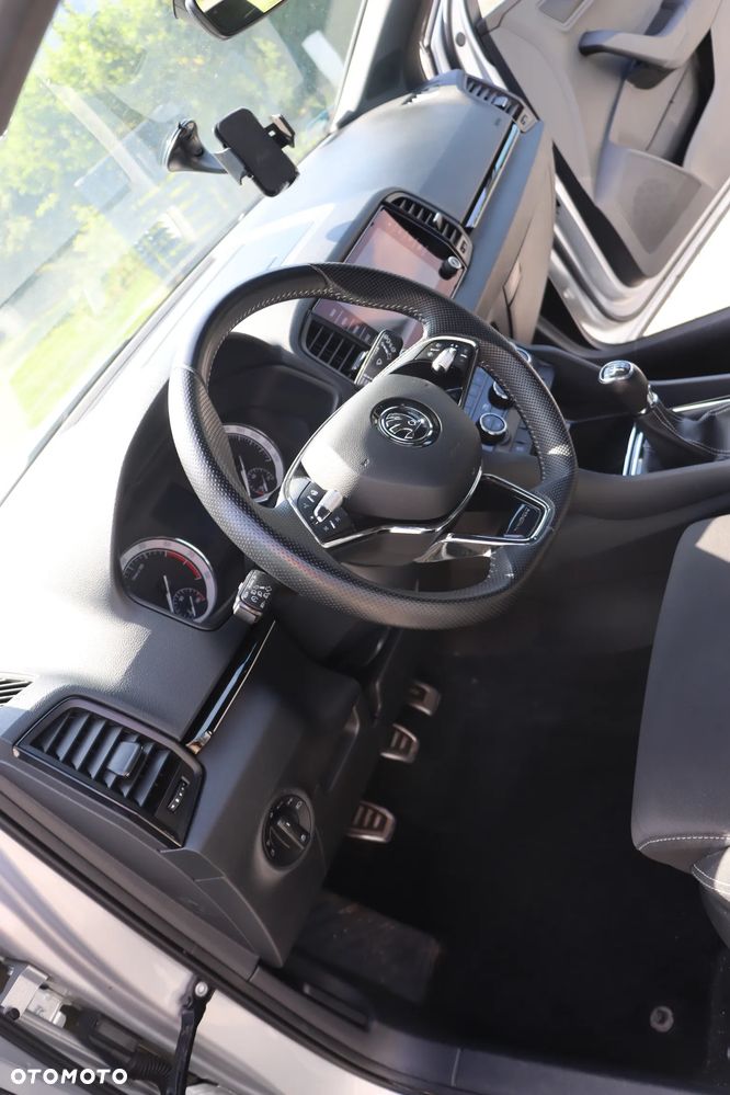 Skoda Karoq 1.5 TSI ACT GPF 4x2 Sportline - 14