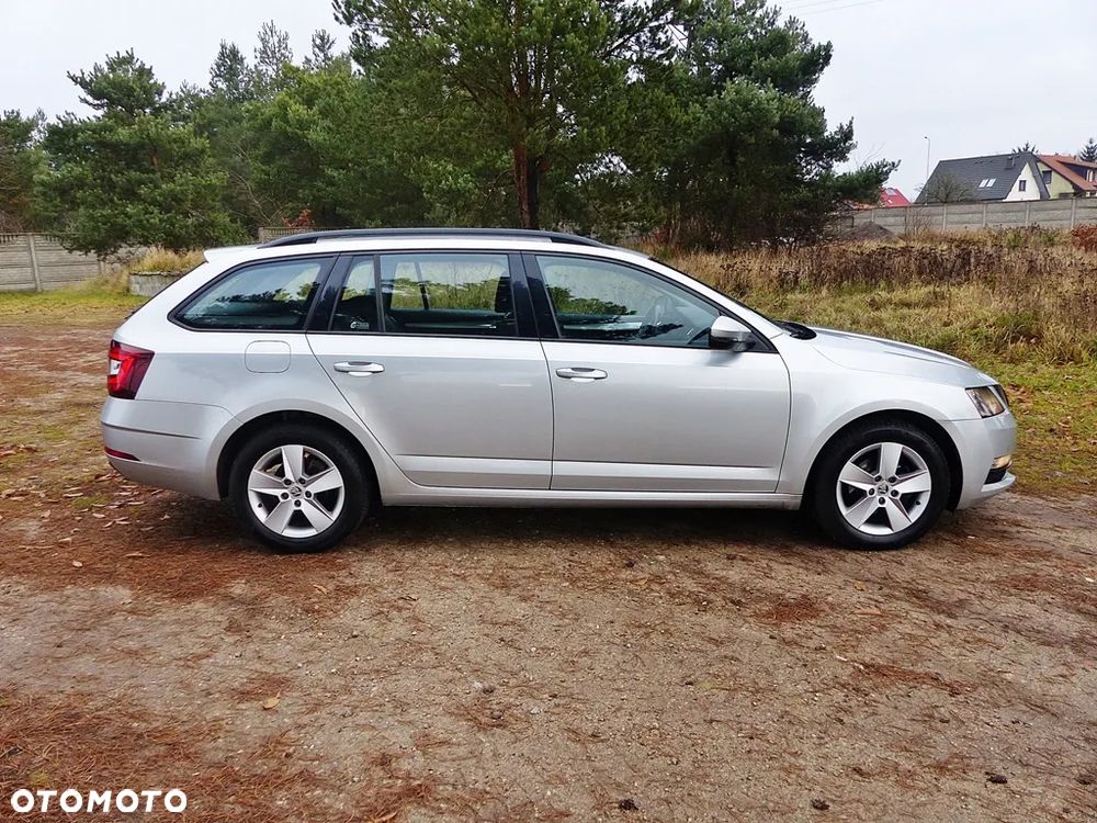 Skoda Octavia 1.6 TDI Ambition - 6