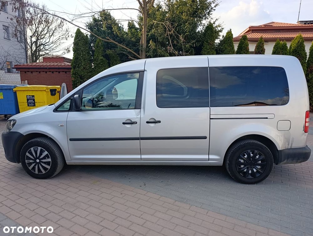 Volkswagen Caddy Maxi Comfortline DSG - 4