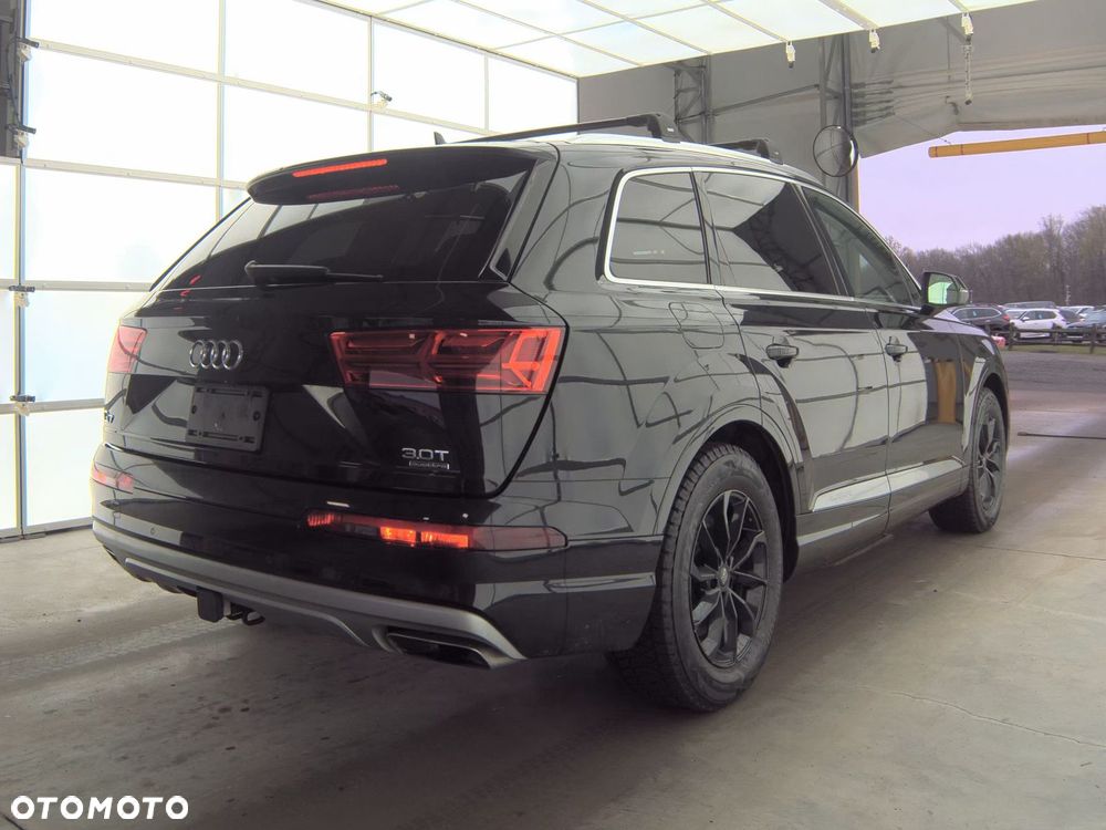 Audi Q7 - 5