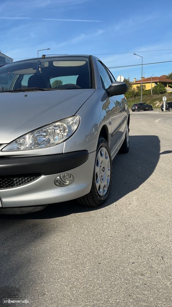 Peugeot 206 1.1 Color Line - 5