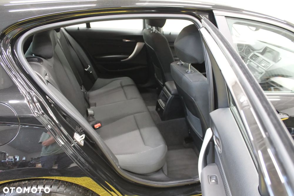 BMW Seria 1 116i Advantage - 28