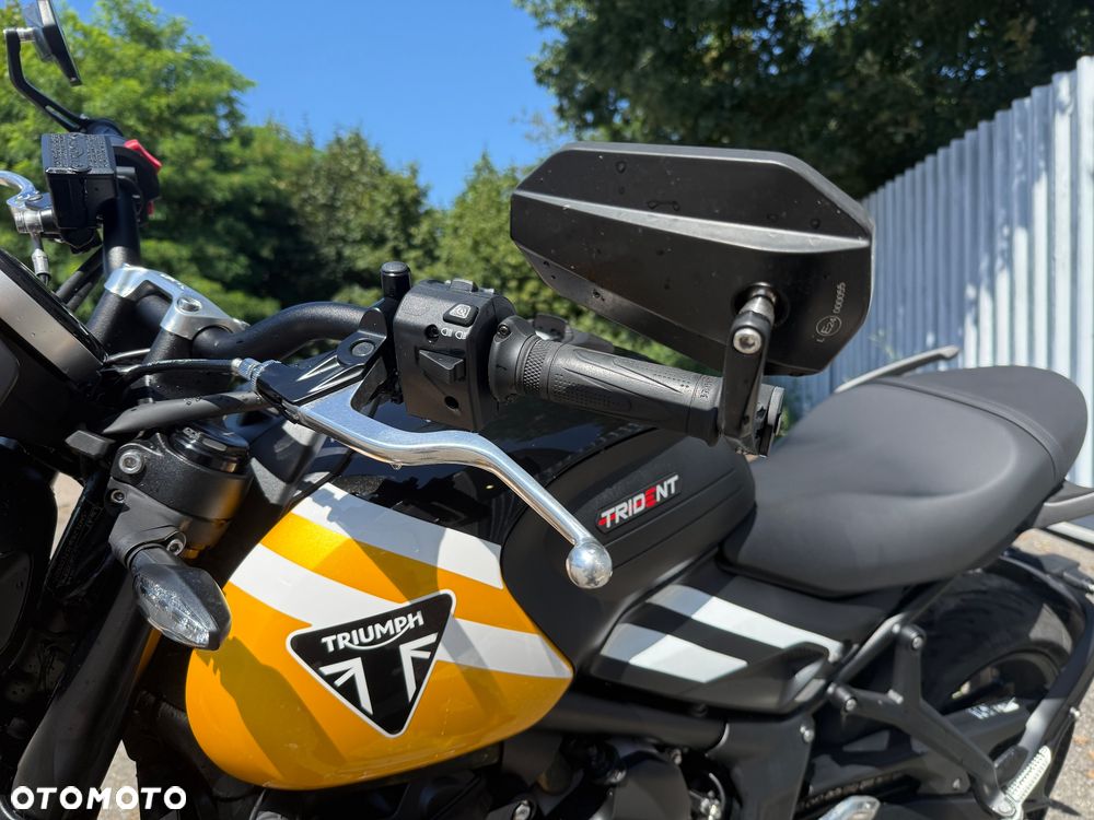 Triumph Trident - 20