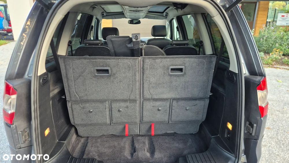 Ford Galaxy 2.0 TDCi Ghia - 15