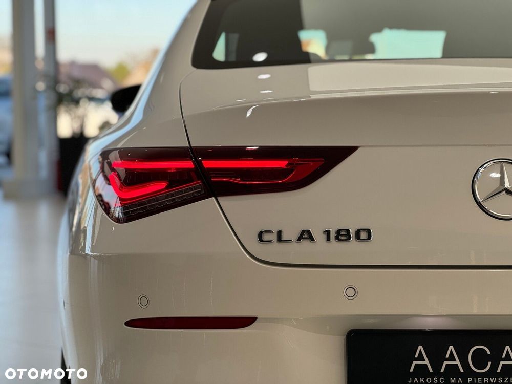 Mercedes-Benz CLA - 38