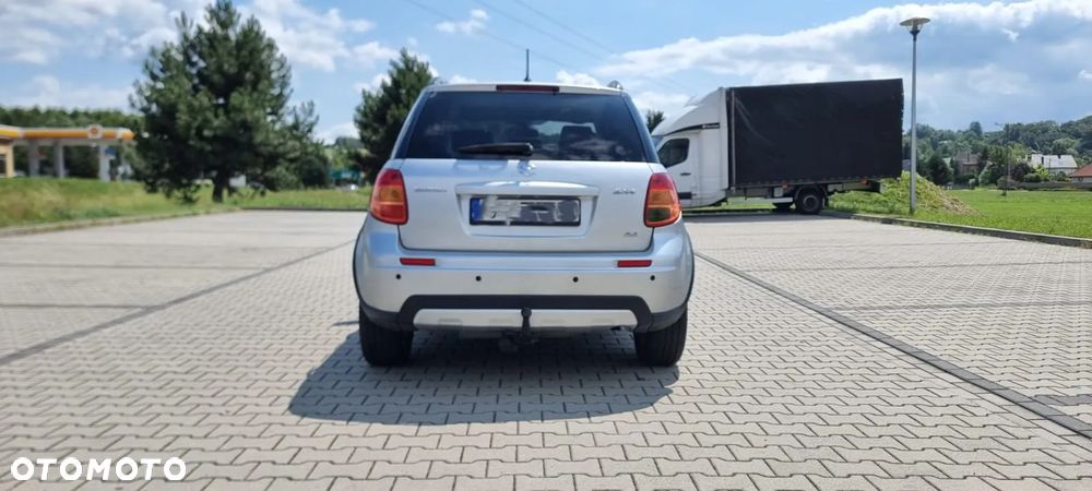 Suzuki SX4 1.6 Premium 4WD - 6