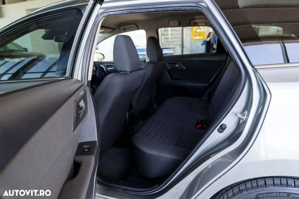 Toyota Auris 1.6 D-4D Comfort - 15