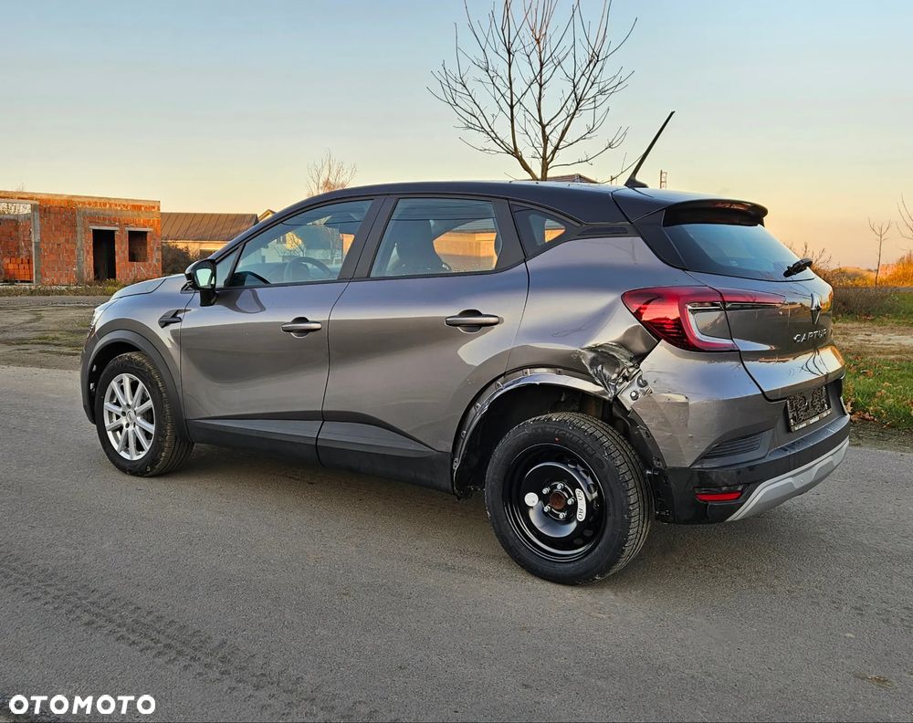 Renault Captur TCe Mild Hybrid 140 TECHNO - 9