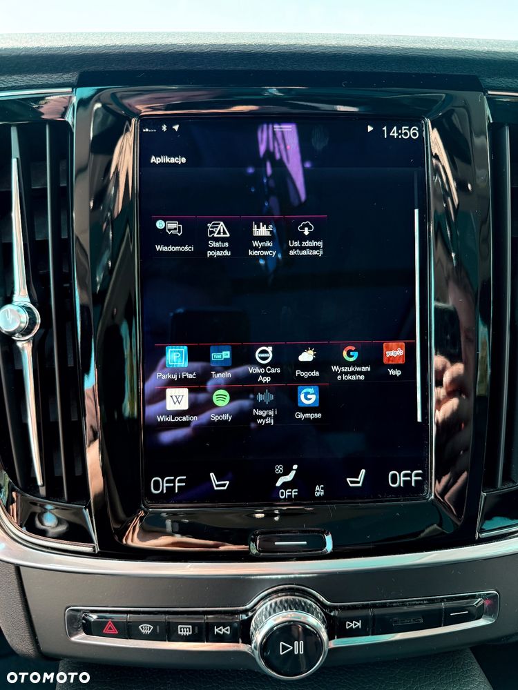 Volvo V90 D4 Momentum - 16
