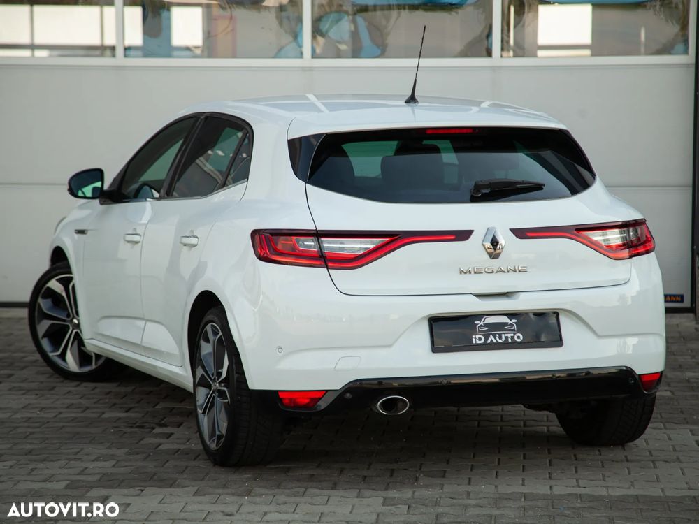 Renault Megane ENERGY dCi 110 EDC BOSE EDITION - 5