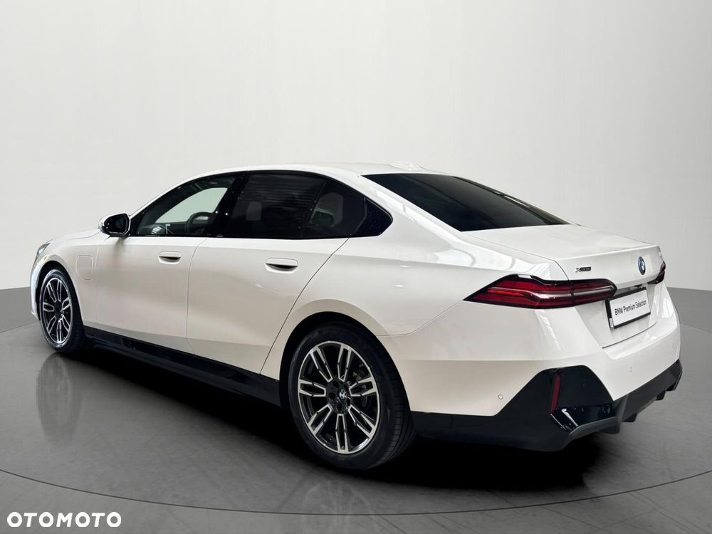 BMW Seria 5 - 10