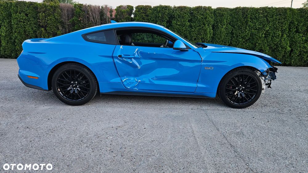 Ford Mustang - 3