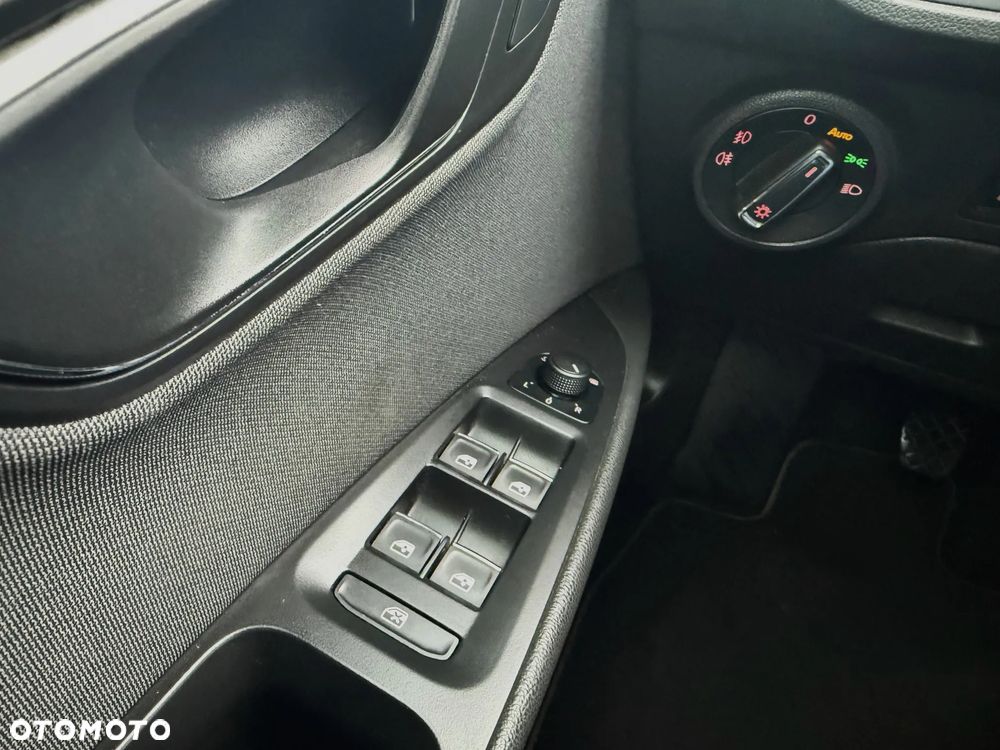 Seat Leon 2.0 TDI Xcellence S&S - 16