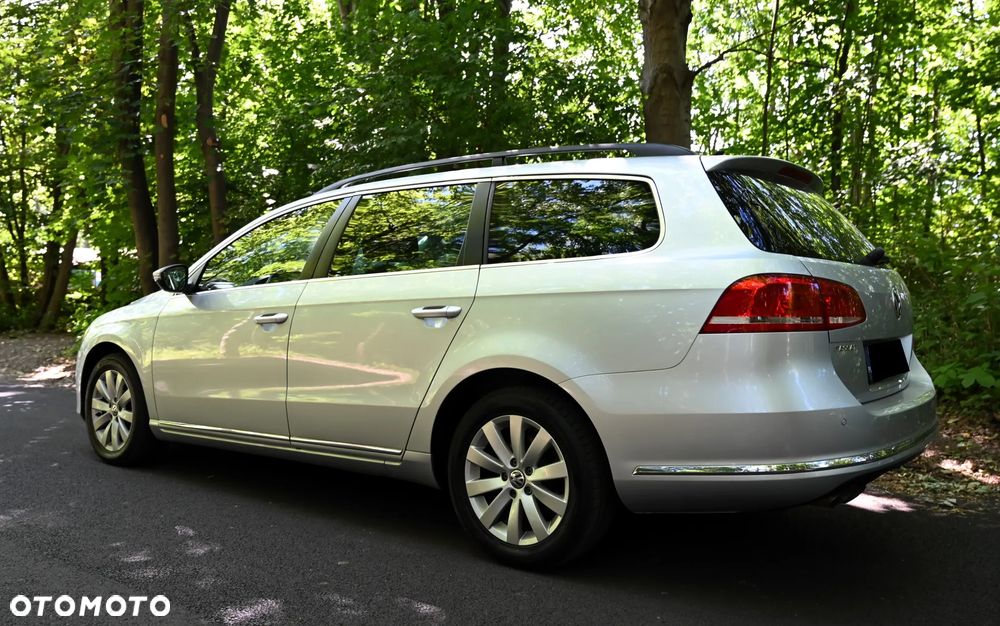 Volkswagen Passat - 10