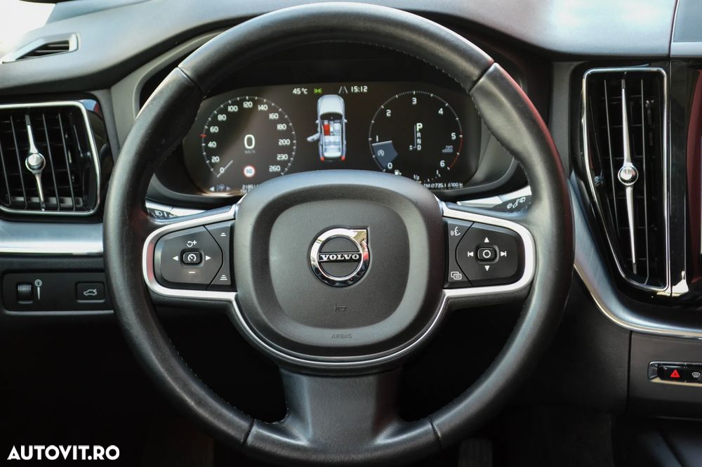 Volvo XC 60 D4 AWD Geartronic Momentum - 37