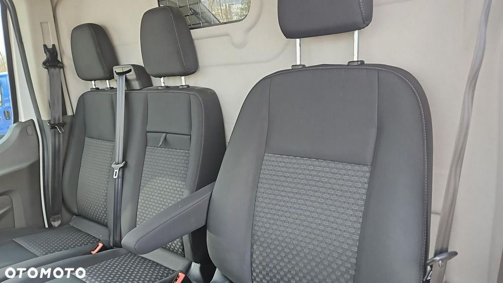 Ford Transit - 10