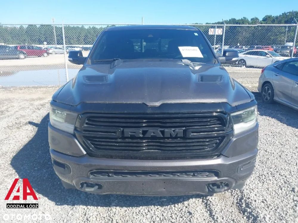 RAM 1500 - 12
