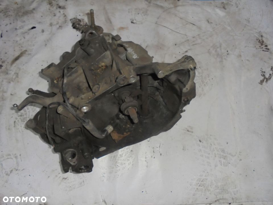 SKRZYNIA BIEGOW XSARA 1.9 D - 1