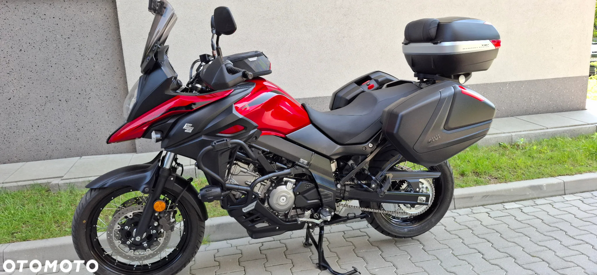 Suzuki DL - 9