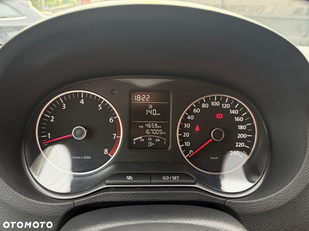 Volkswagen Polo 1.4 Team - 36