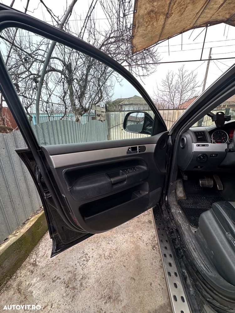 Volkswagen Touareg - 23