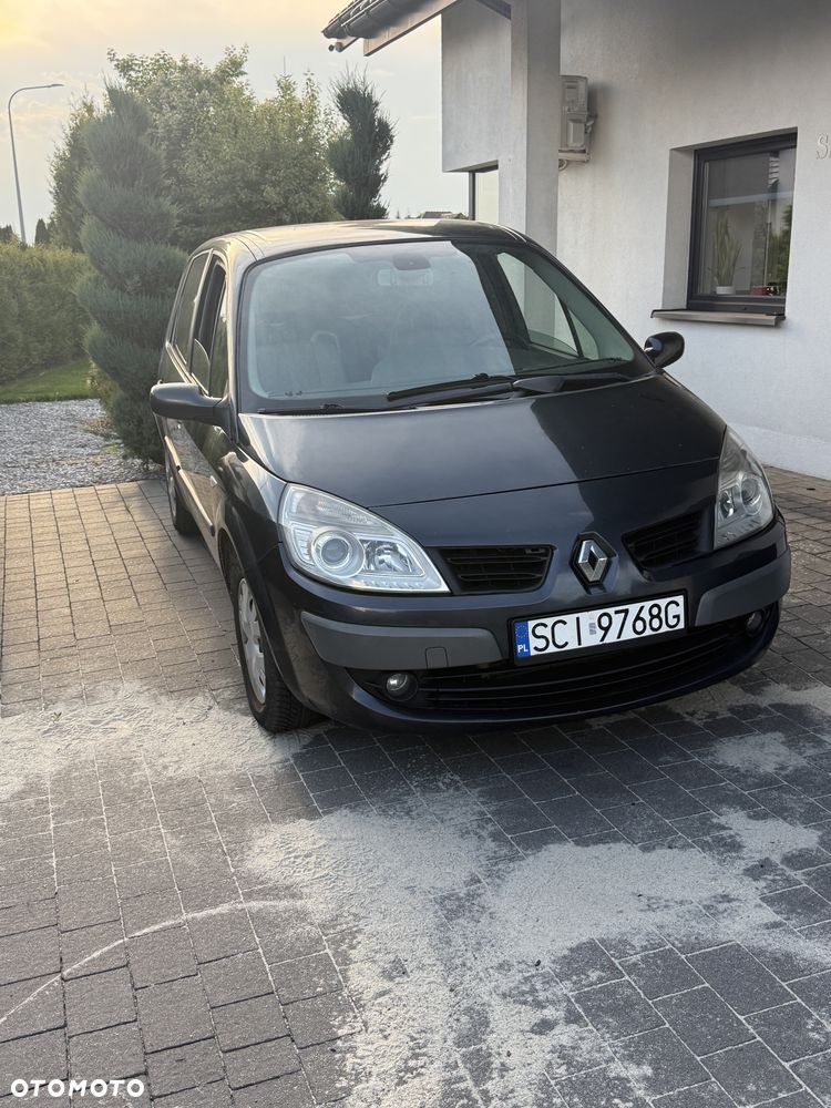 Renault Scenic - 8