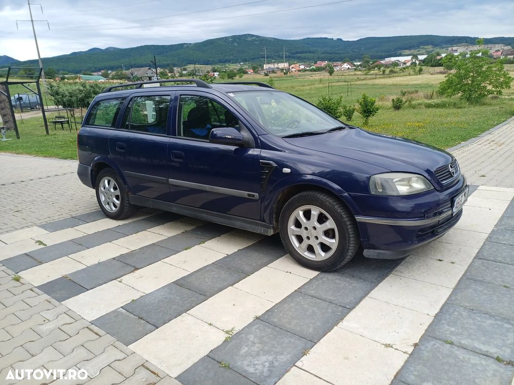Opel Astra 1.6 Caravan - 1