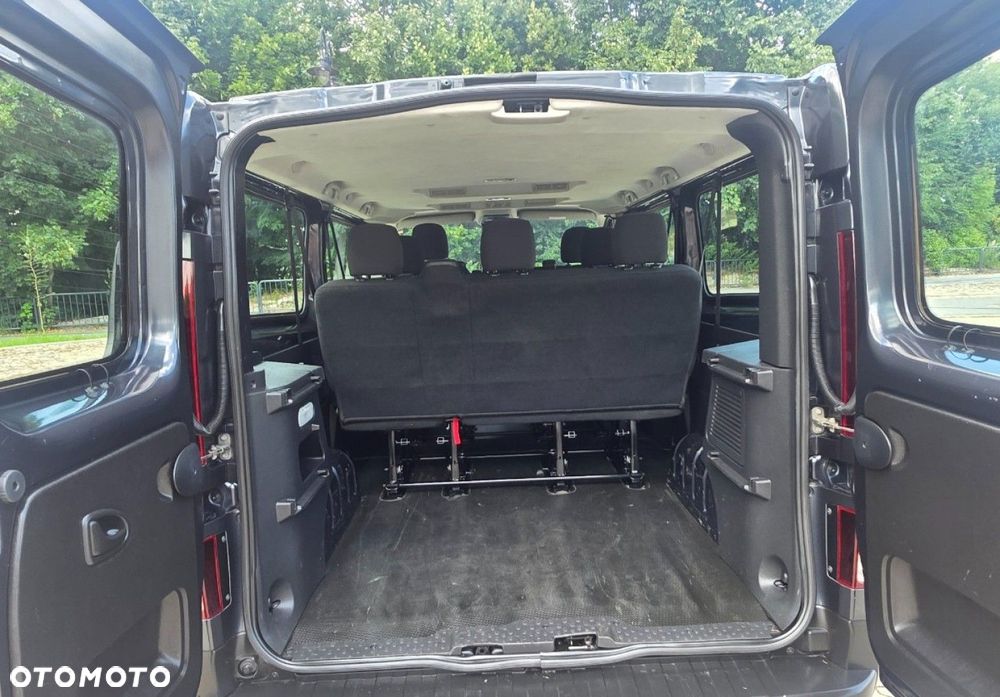 Renault Trafic - 31