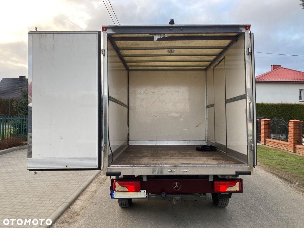 Mercedes-Benz Sprinter - 7