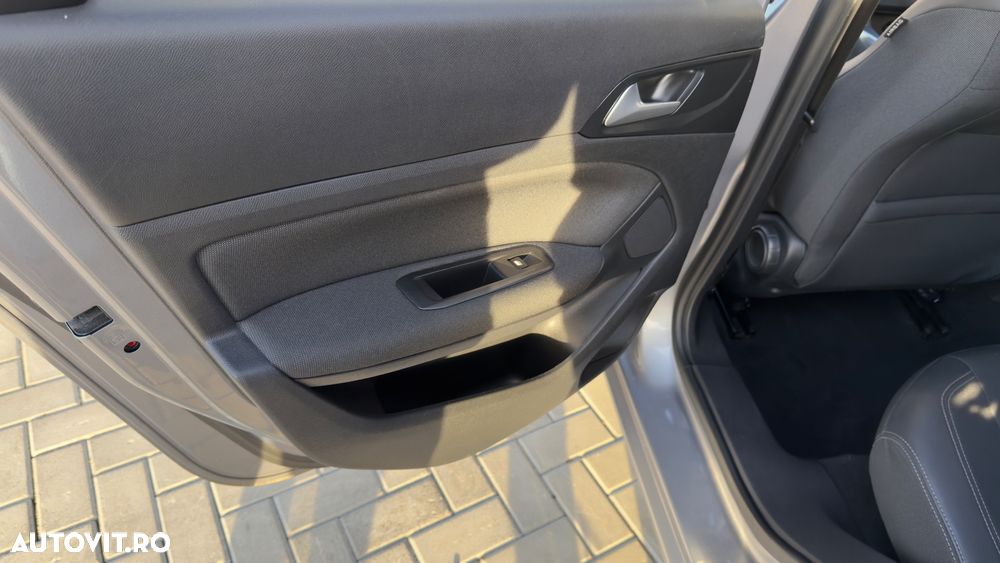 Peugeot 308 PureTech 130 Stop & Start Allure - 12