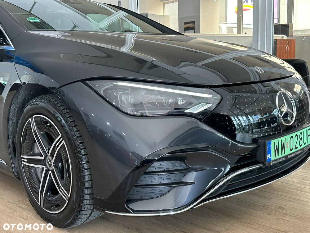 Mercedes-Benz EQE - 32