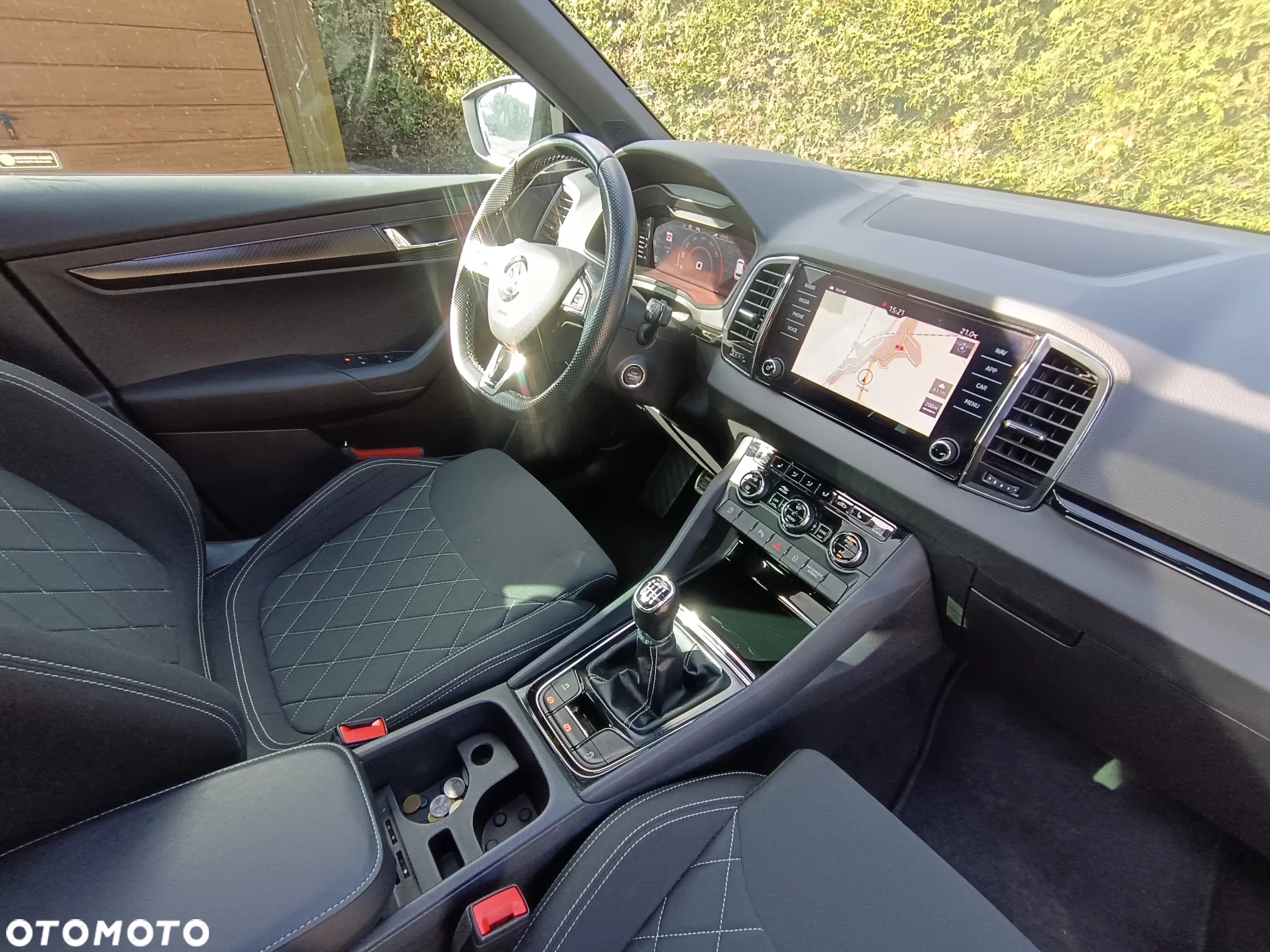 Skoda Karoq 1.5 TSI ACT Sportline - 11