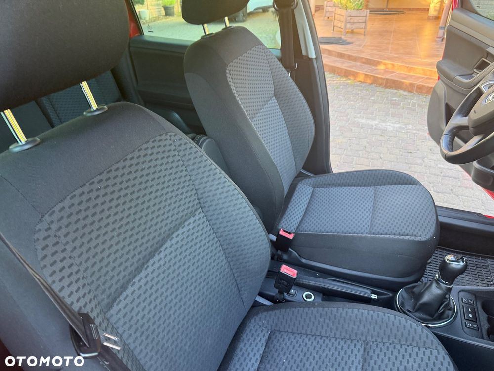 Skoda Roomster 1.4 MPI Fresh - 36