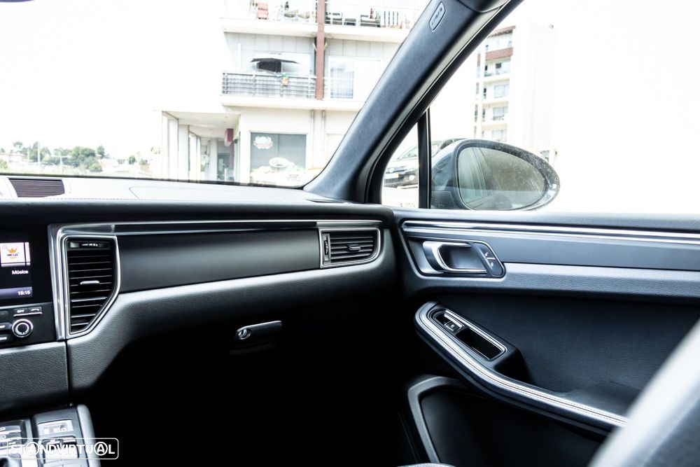 Porsche Macan - 18