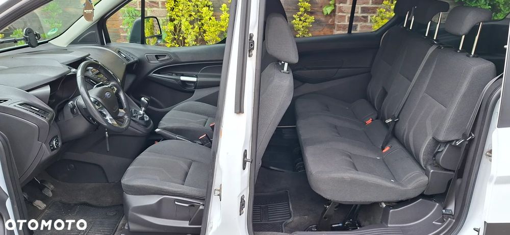 Ford Tourneo Connect Grand - 10