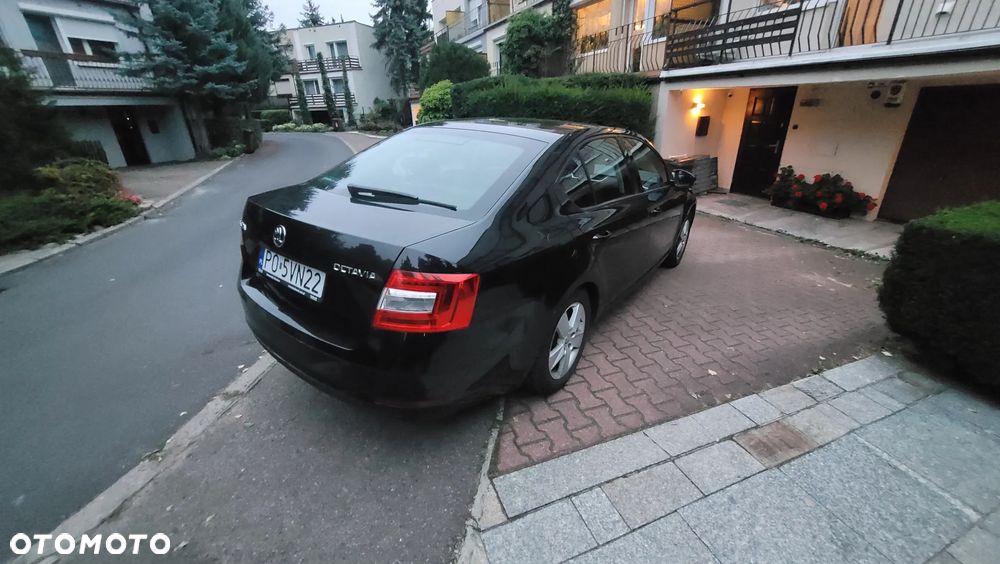 Skoda Octavia 1.6 TDI Ambition - 2