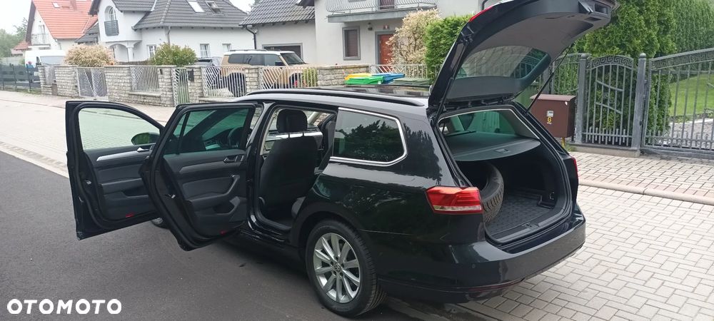 Volkswagen Passat 2.0 TDI (BlueMotion Technology) DSG Comfortline - 17