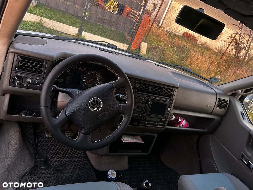 Volkswagen Multivan Standard - 7