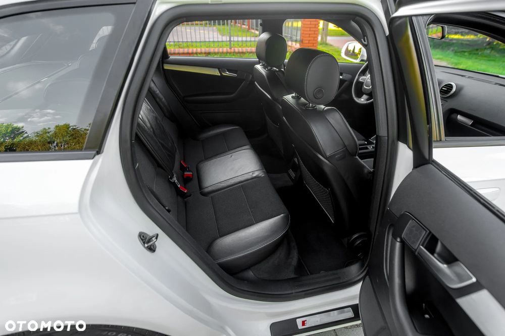 Audi A3 Sportback 2.0 TFSI quattro S tronic S line Sportpaket - 23