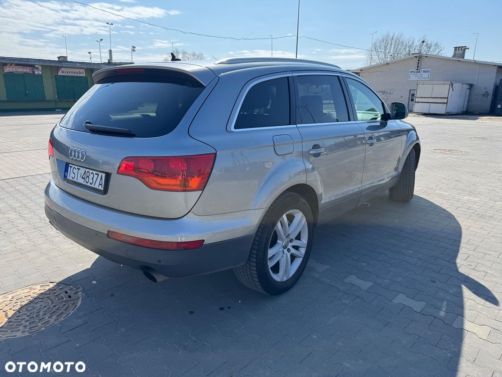 Audi Q7 ver-3-0-tdi-quattro-tiptronic - 9