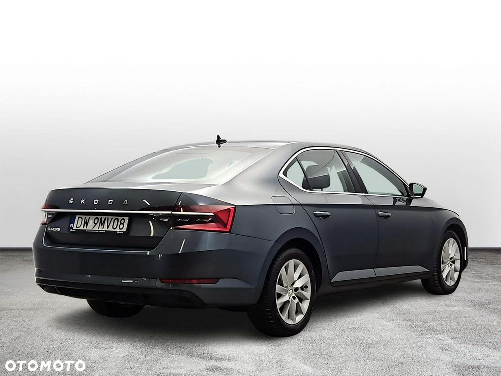 Skoda Superb 1.5 TSI Ambition - 5
