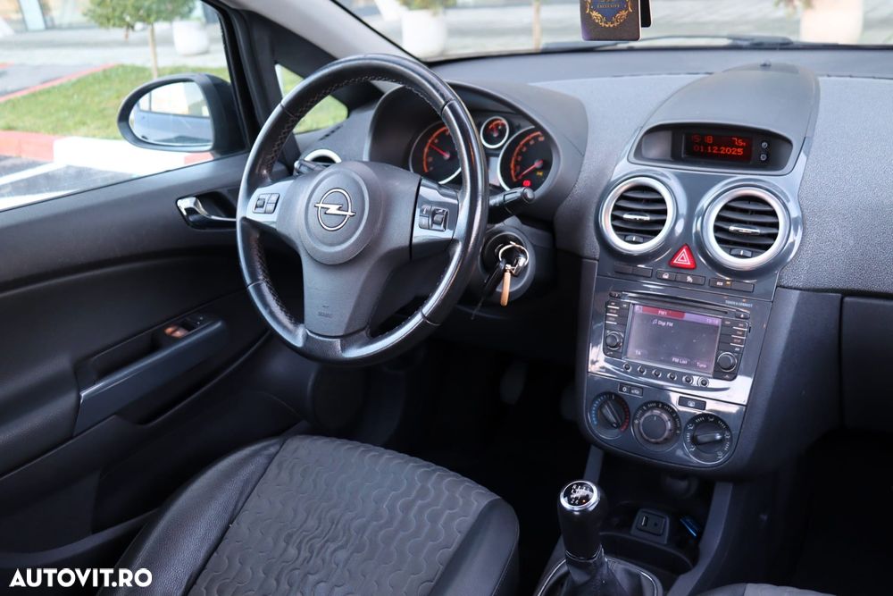 Opel Corsa 1.3 CDTI DPF Cosmo - 9