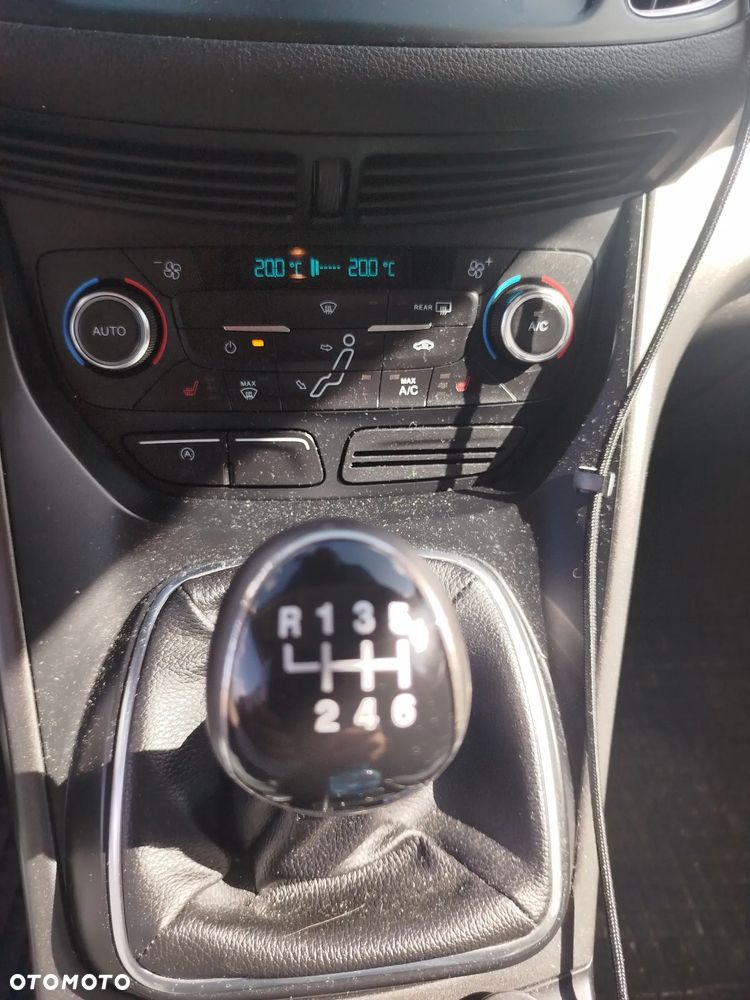 Ford C-MAX ver-1-5-tdci-edition - 16