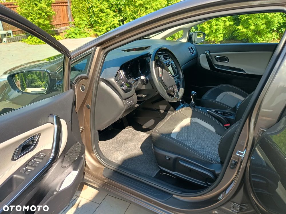 Kia Ceed - 18